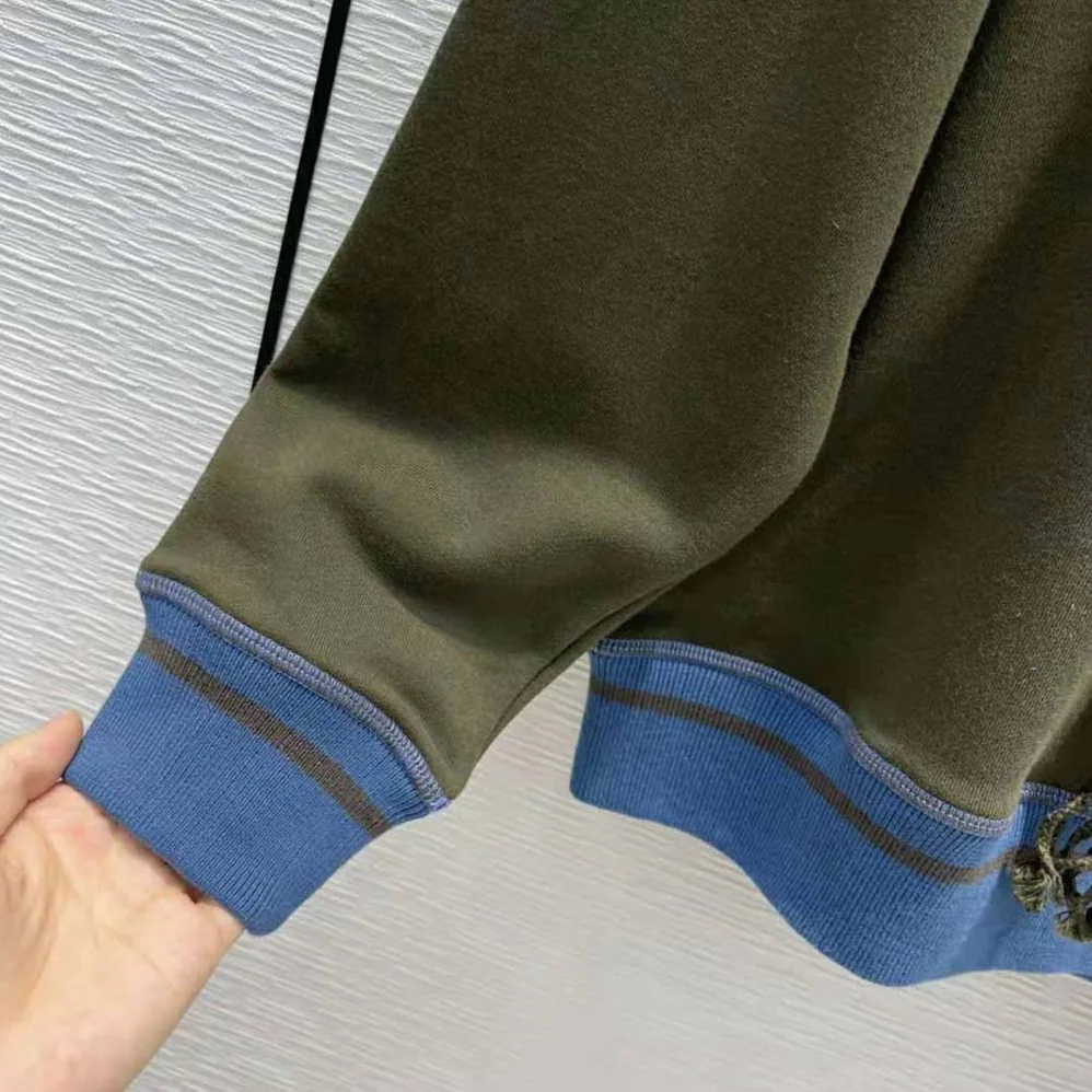 Loewe Anagram Hoodie in Cotton for Women in Green