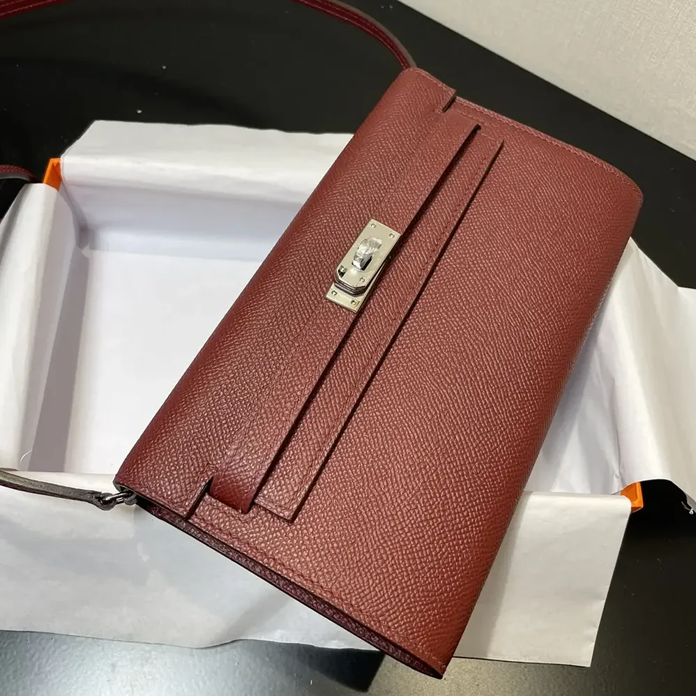 Hermes Kelly To Go in Epsom Leather for Women in Maroon