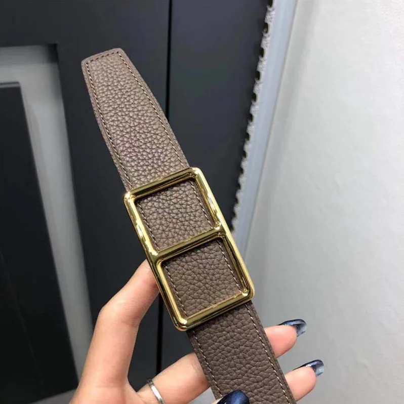 Hermes Officier Belt Buckle & Reversible Leather Strap 38 mm for Men in Black Hermes Officier Belt Buckle & Reversible Leather Strap 38 mm for Men in Black