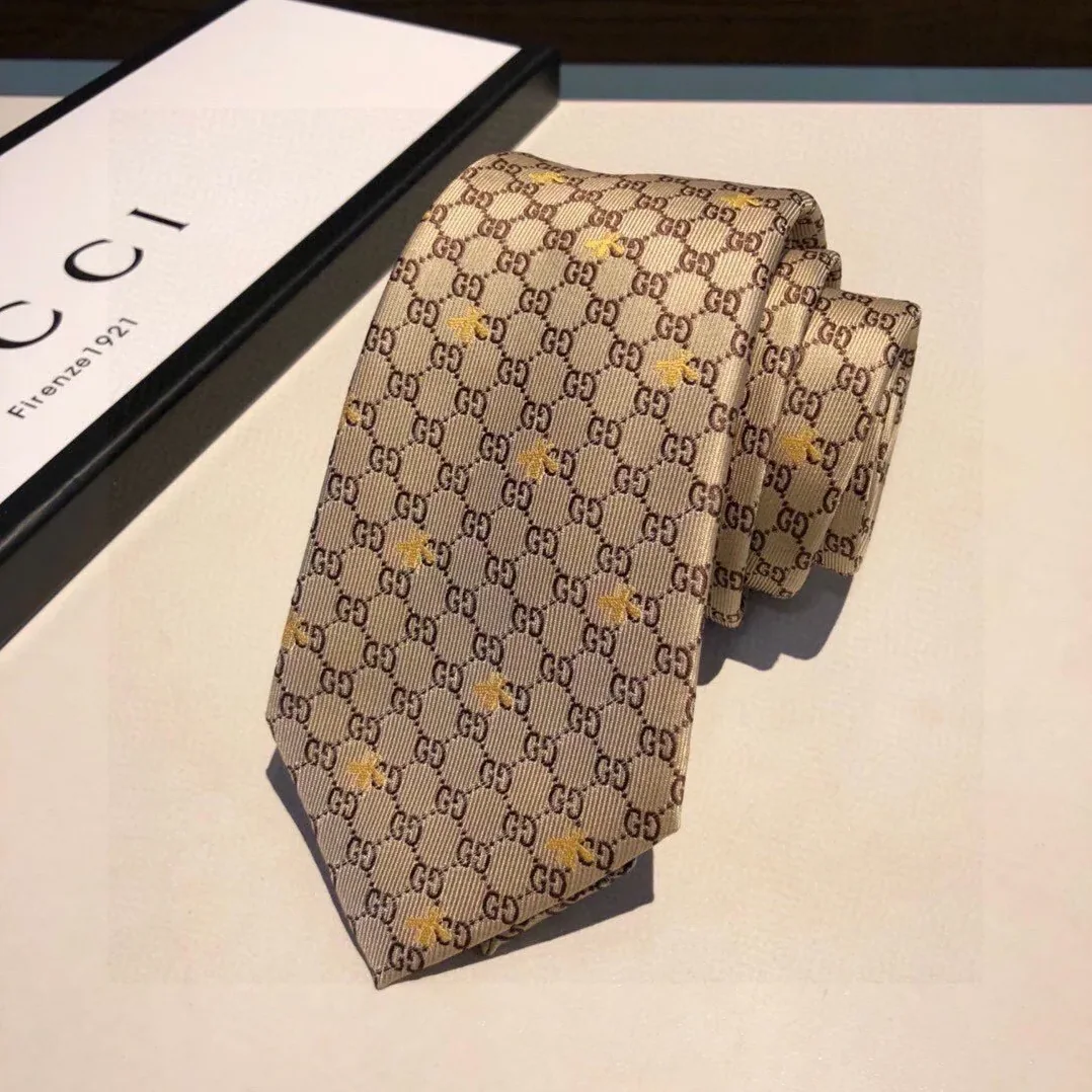 Gucci GG Bees Silk Tie Beige GG for Men Gucci GG Bees Silk Tie Beige GG for Men