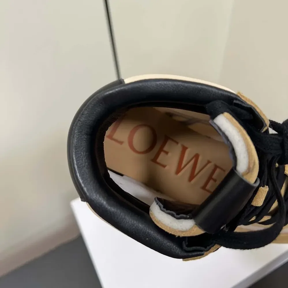 Loewe Ballet Runner 2.0 High-top in Nylon and Calfskin for Unisex in Brown Loewe Ballet Runner 2.0 High-top in Nylon and Calfskin for Unisex in Brown