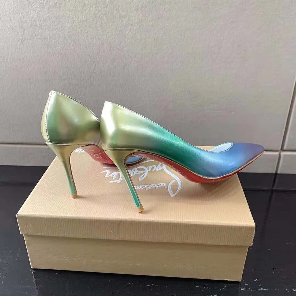 Christian Louboutin Lriza 100 mm Heel Height for Women in Purple Christian Louboutin Lriza 100 mm Heel Height for Women in Purple