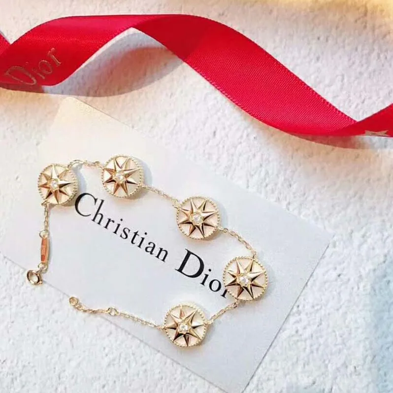 Dior Rose Des Vents Bracelet 18K Yellow Gold Diamonds Mother-of for Women in Pearl Dior Rose Des Vents Bracelet 18K Yellow Gold Diamonds Mother-of for Women in Pearl