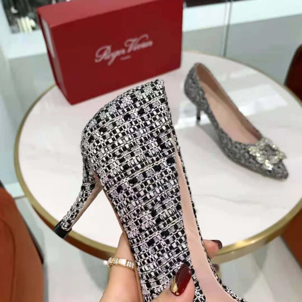 Roger Vivier Flower Strass Buckle Pumps in Fabrics for Women Roger Vivier Flower Strass Buckle Pumps in Fabrics for Women