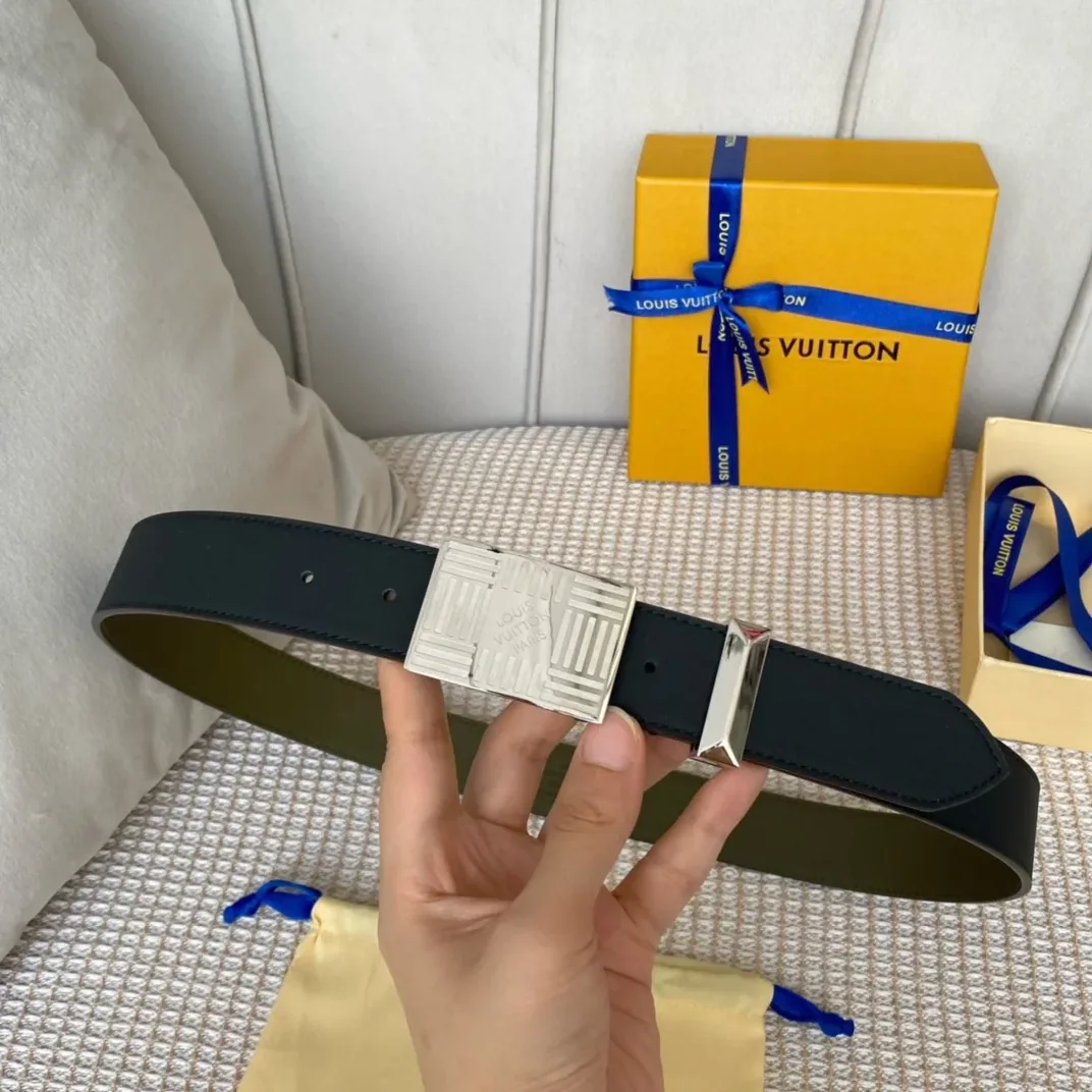 Louis Vuitton Metropole LV Belt Black LV for Women Louis Vuitton Metropole LV Belt Black LV for Women