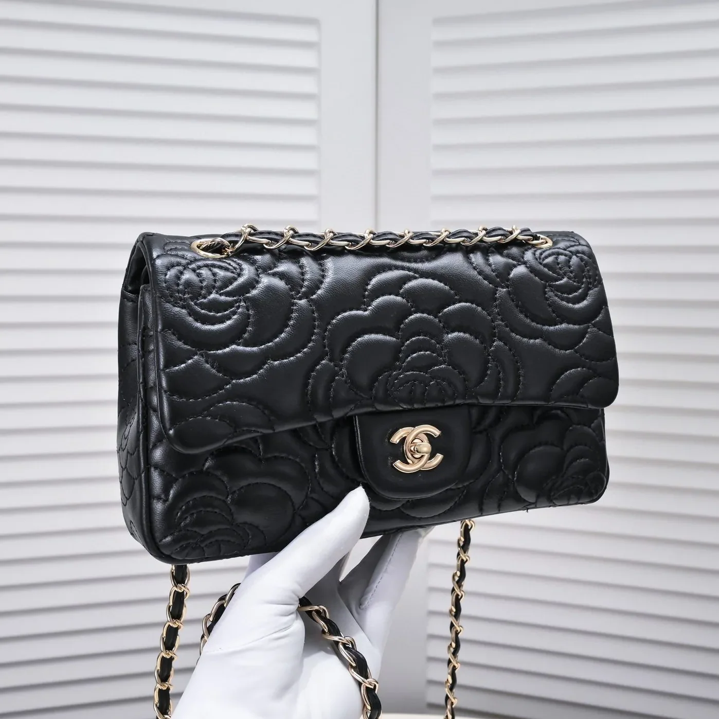 Chanel New Classic Bag / Chanel New Classic Bag /