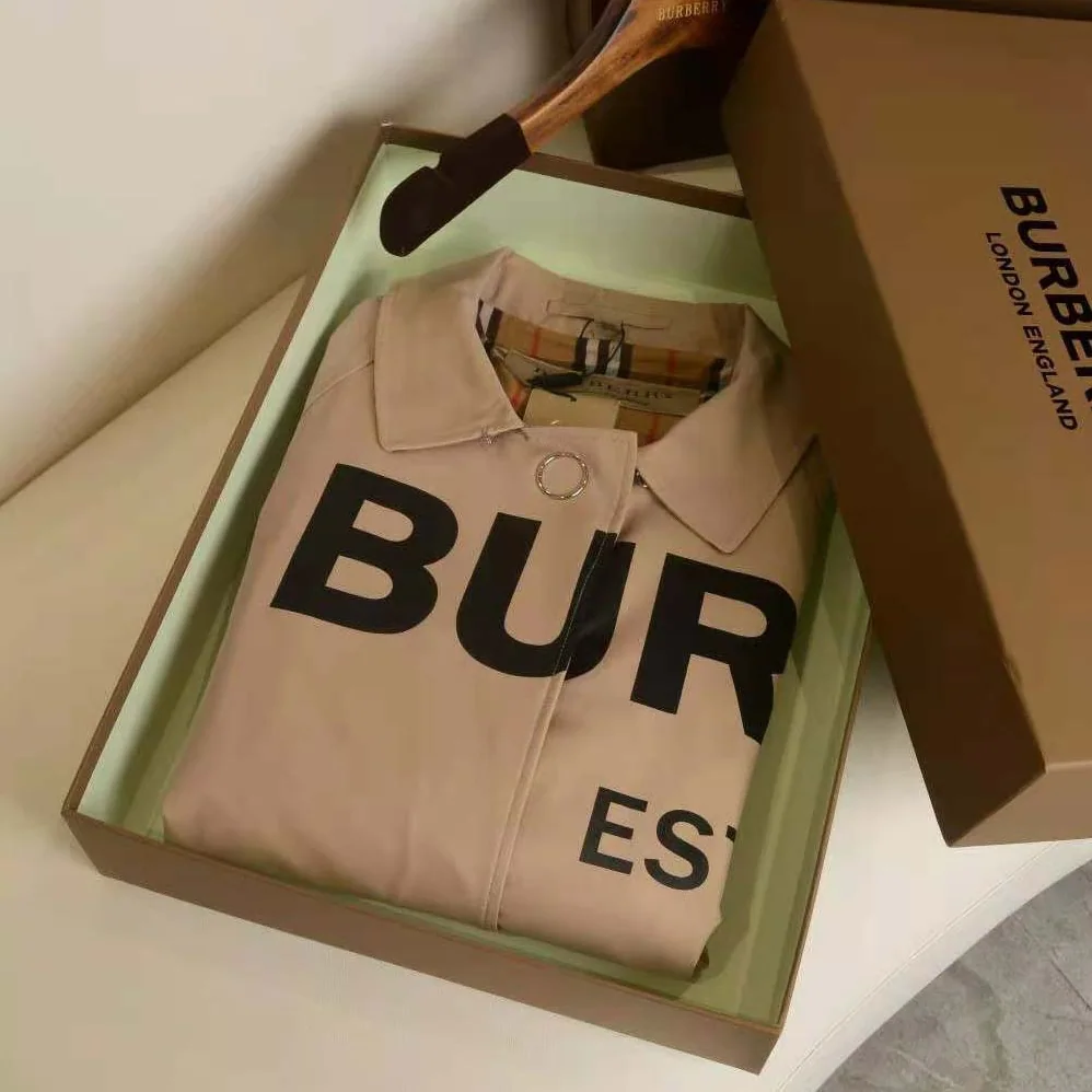Burberry Horseferry Print Cotton Gabardine Car Coat for Women Burberry Horseferry Print Cotton Gabardine Car Coat for Women