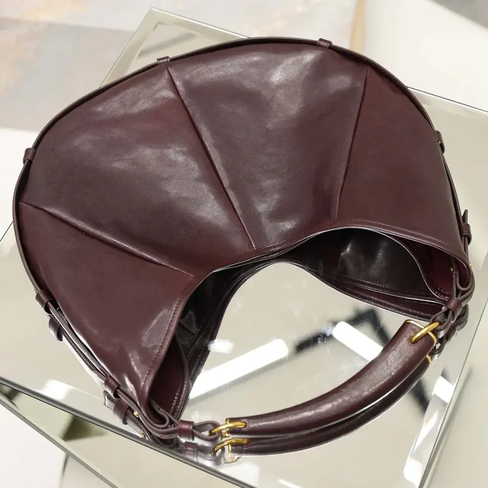Saint Laurent YSL Mombasa Medium In Leather for Women in Rouge Cabernet