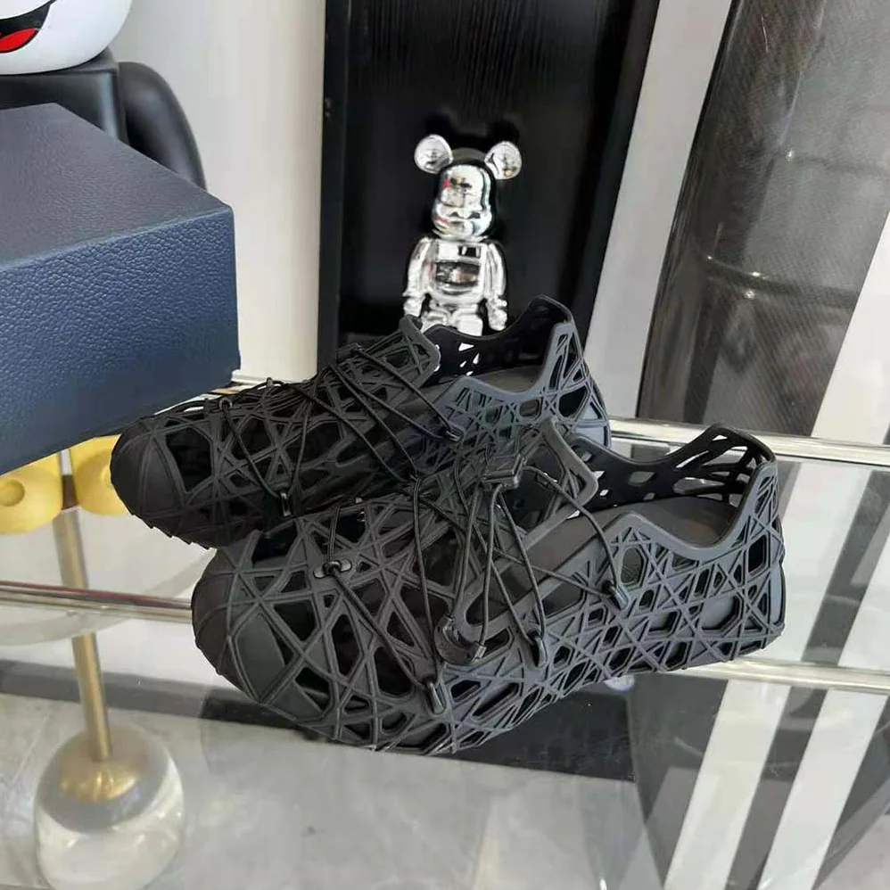 Dior Warp Sandal Black Cosmo Rubber with Warped Cannage Motif for Men