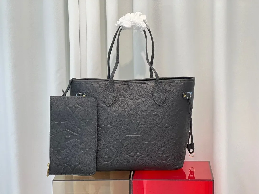 Louis Vuitton Neverfull MM Tote Bag / Black Monogram Empreinte Gold Hardware