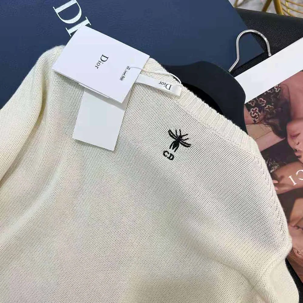 Dior Chez Moi Sweater Ecru Cashmere Intarsia Knit with Multicolor D for Women in Constellation Motif Dior Chez Moi Sweater Ecru Cashmere Intarsia Knit with Multicolor D for Women in Constellation Motif