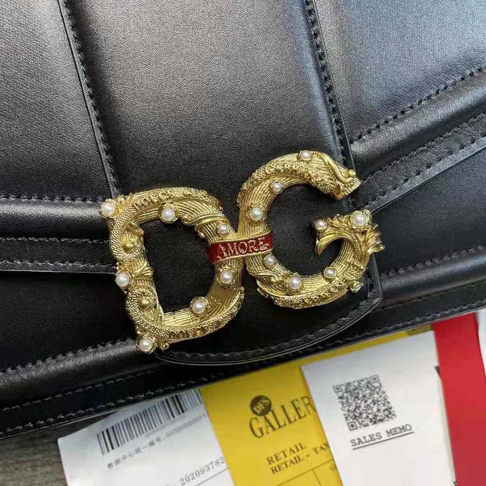 Dolce Gabbana D&G Amore Bag in Calfskin for Women in Black Dolce Gabbana D&G Amore Bag in Calfskin for Women in Black