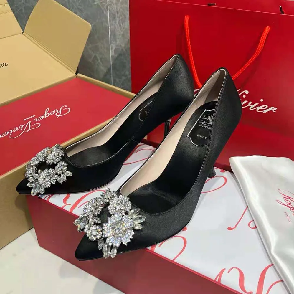 Roger Vivier RV Bouquet Strass Buckle Pumps in Satin for Women in Black