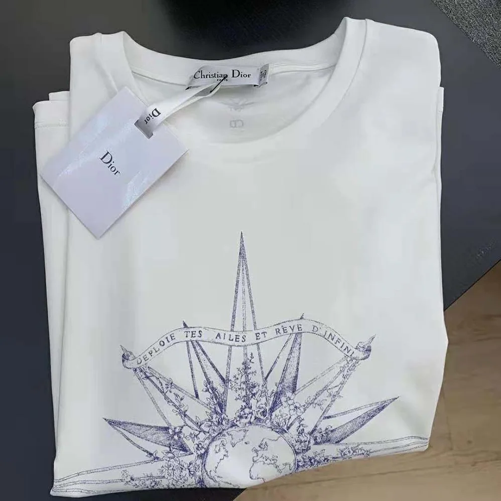 Dior T-shirt Ecru Cotton Jersey and Linen with Blue Rêve D'Infini Motif for Women Dior T-shirt Ecru Cotton Jersey and Linen with Blue Rêve D'Infini Motif for Women