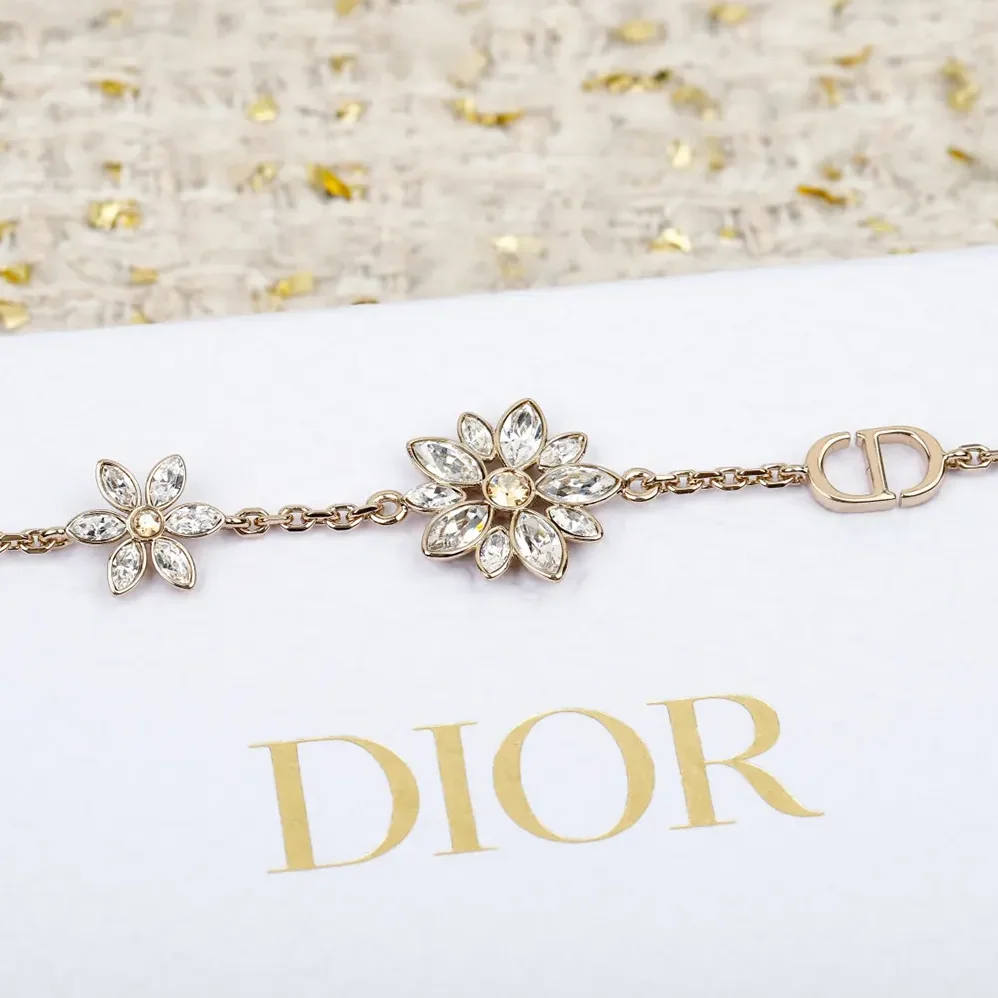 Dior Petit CD Lucky Baroque Earrings Gold for Women in Finish Metal Dior Petit CD Lucky Baroque Earrings Gold for Women in Finish Metal