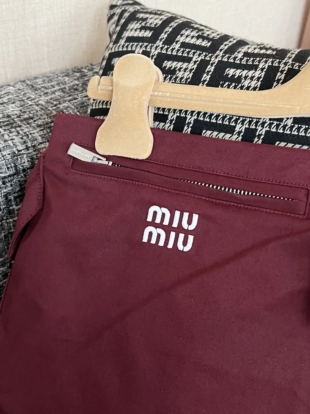 Miu Miu Technical Poplin Cargo Mini Skirt Bordeaux Miu Miu Technical Poplin Cargo Mini Skirt Bordeaux