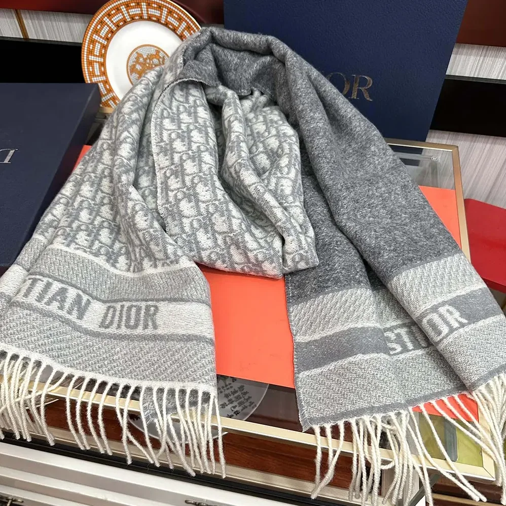 Dior Oblique Scarf Ecru and Gray Cashmere for Unisex Dior Oblique Scarf Ecru and Gray Cashmere for Unisex