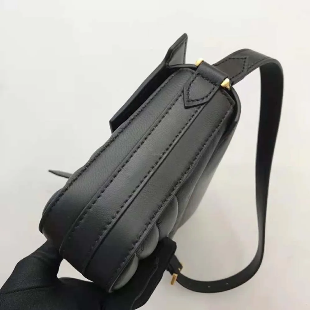 Burberry Quilted Leather Catherine Shoulder Bag for Women in Black