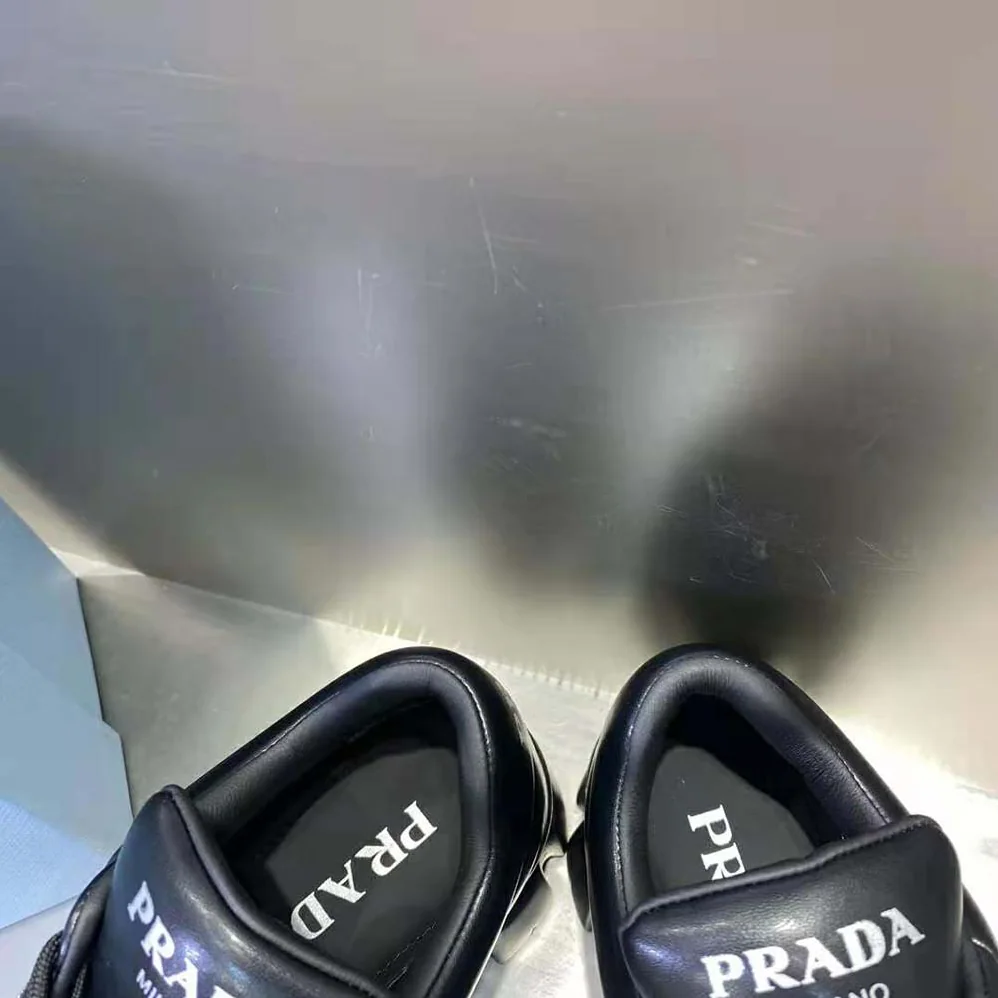 Prada Soft Padded Nappa Leather Lace-up Shoes for Women in Black Prada Soft Padded Nappa Leather Lace-up Shoes for Women in Black
