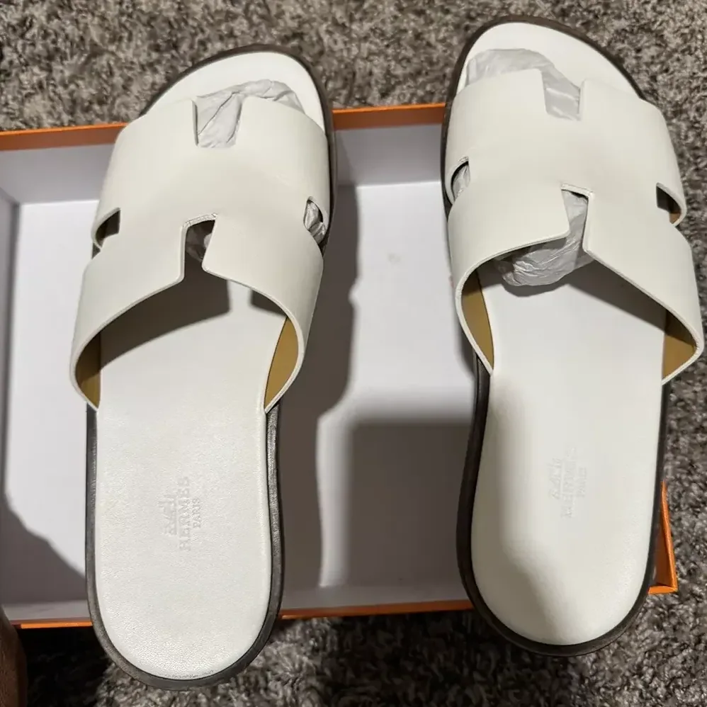 Hermes Izmir Sandal for Unisex in White