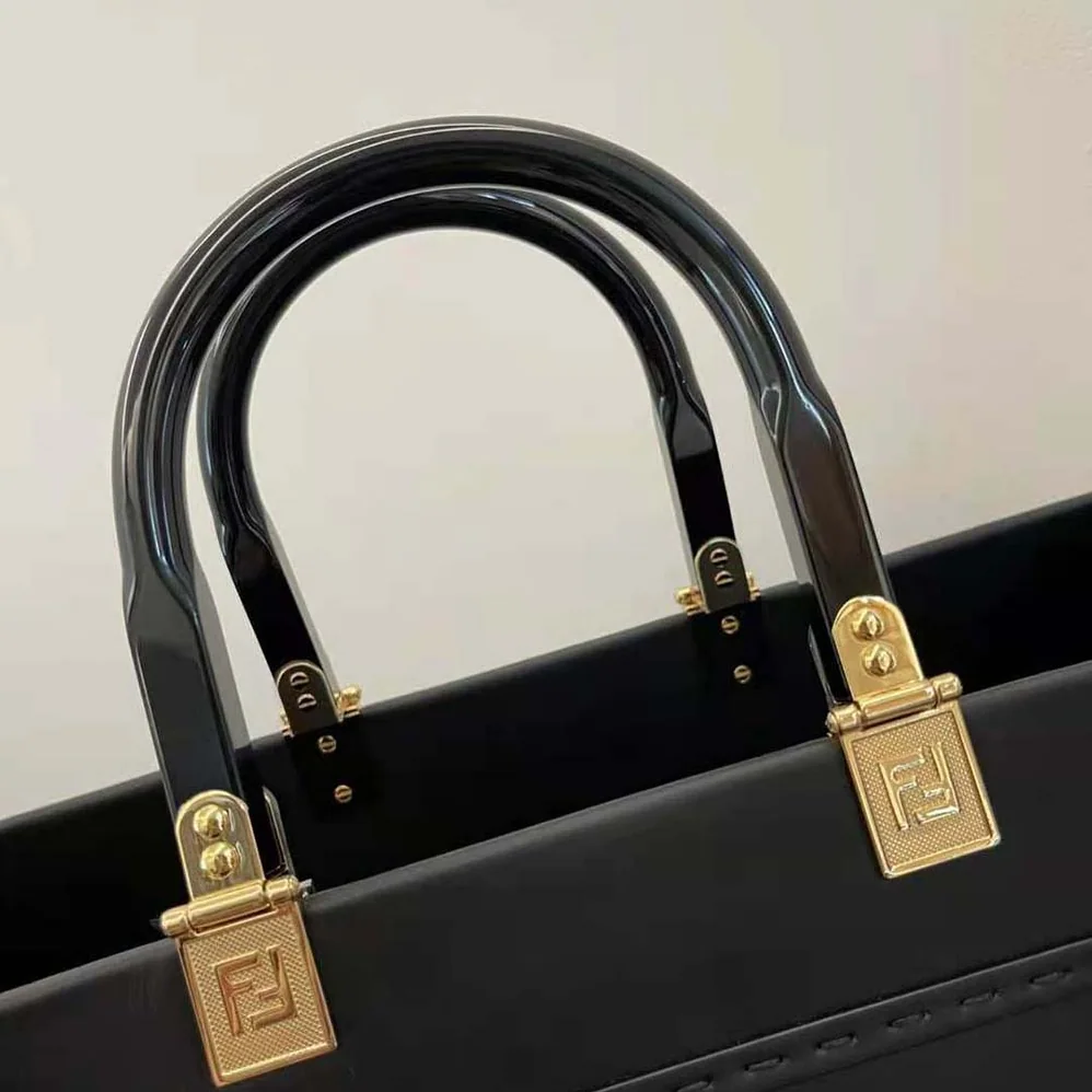 Fendi Sunshine Medium Fendace Printed Black Leather Logo Shopper for Women Fendi Sunshine Medium Fendace Printed Black Leather Logo Shopper for Women