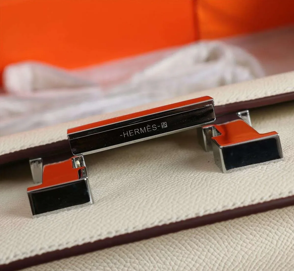 Hermes Constance Handbag Off White /