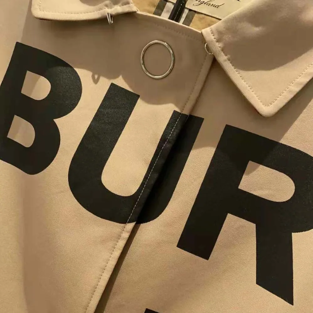 Burberry Horseferry Print Cotton Gabardine Car Coat for Women Burberry Horseferry Print Cotton Gabardine Car Coat for Women