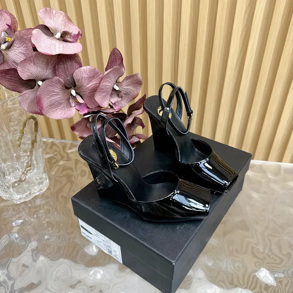 Saint Laurent YSL La Scandale Wedges in Patent Leather for Women in Black