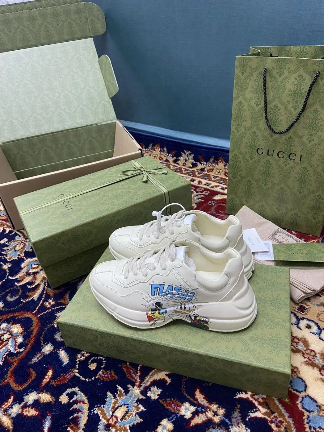 Disney x Gucci Rhyton Sneakers With Donald Duck White Ivory