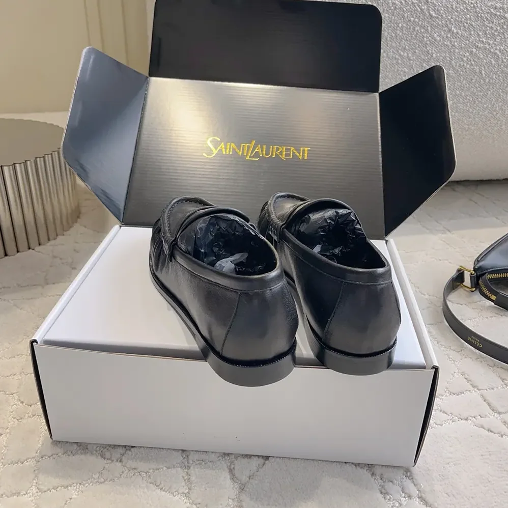 Saint Laurent YSL Le Loafer Supple in Matte Leather for Unisex in Black Saint Laurent YSL Le Loafer Supple in Matte Leather for Unisex in Black