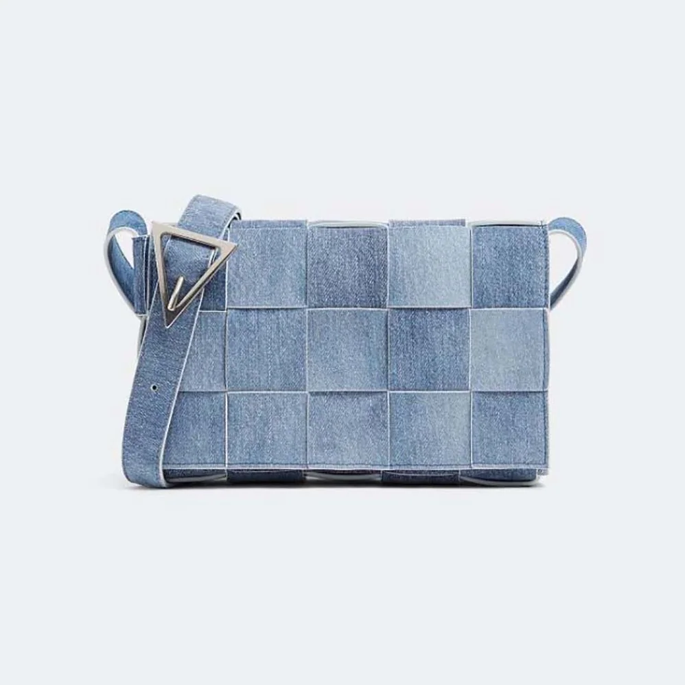 Bottega Veneta Cassette Medium Intreccio Denim for Women in Effect Leather Crossbody Bag
