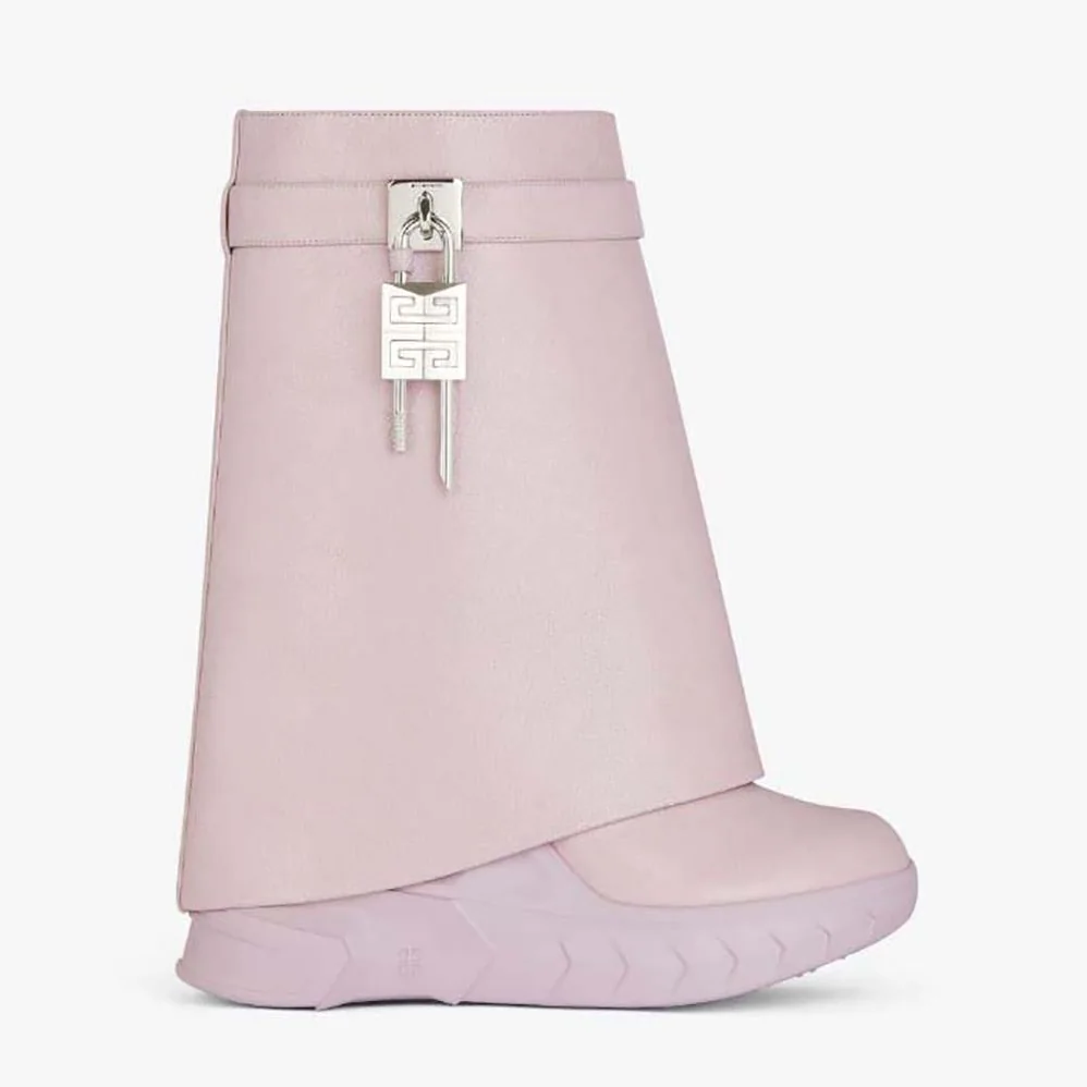 Givenchy Shark Lock Biker Ankle Boots in Grained Leather for Women in Pink
