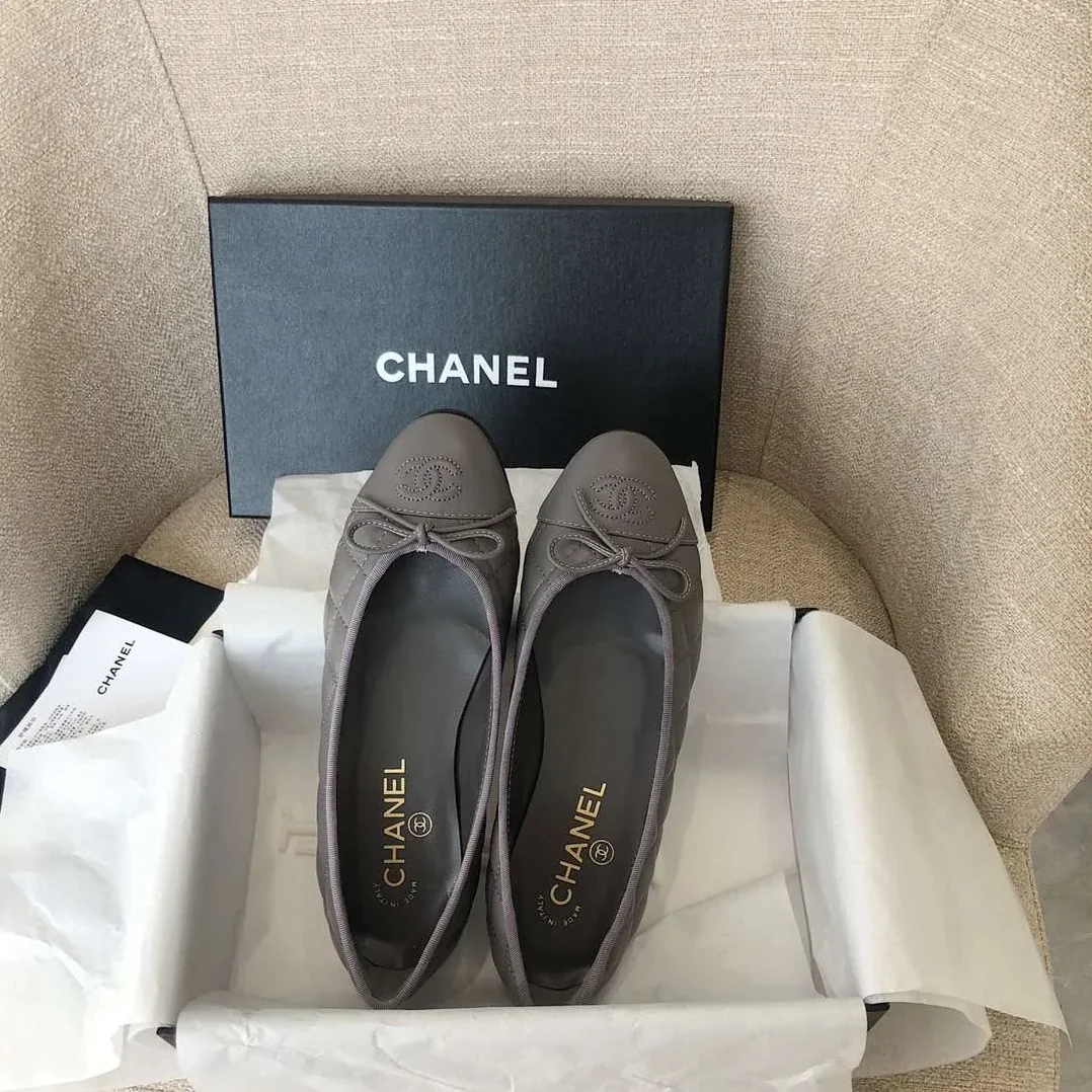 Chanel Ballet Flats Dark Green Chanel Ballet Flats Dark Green