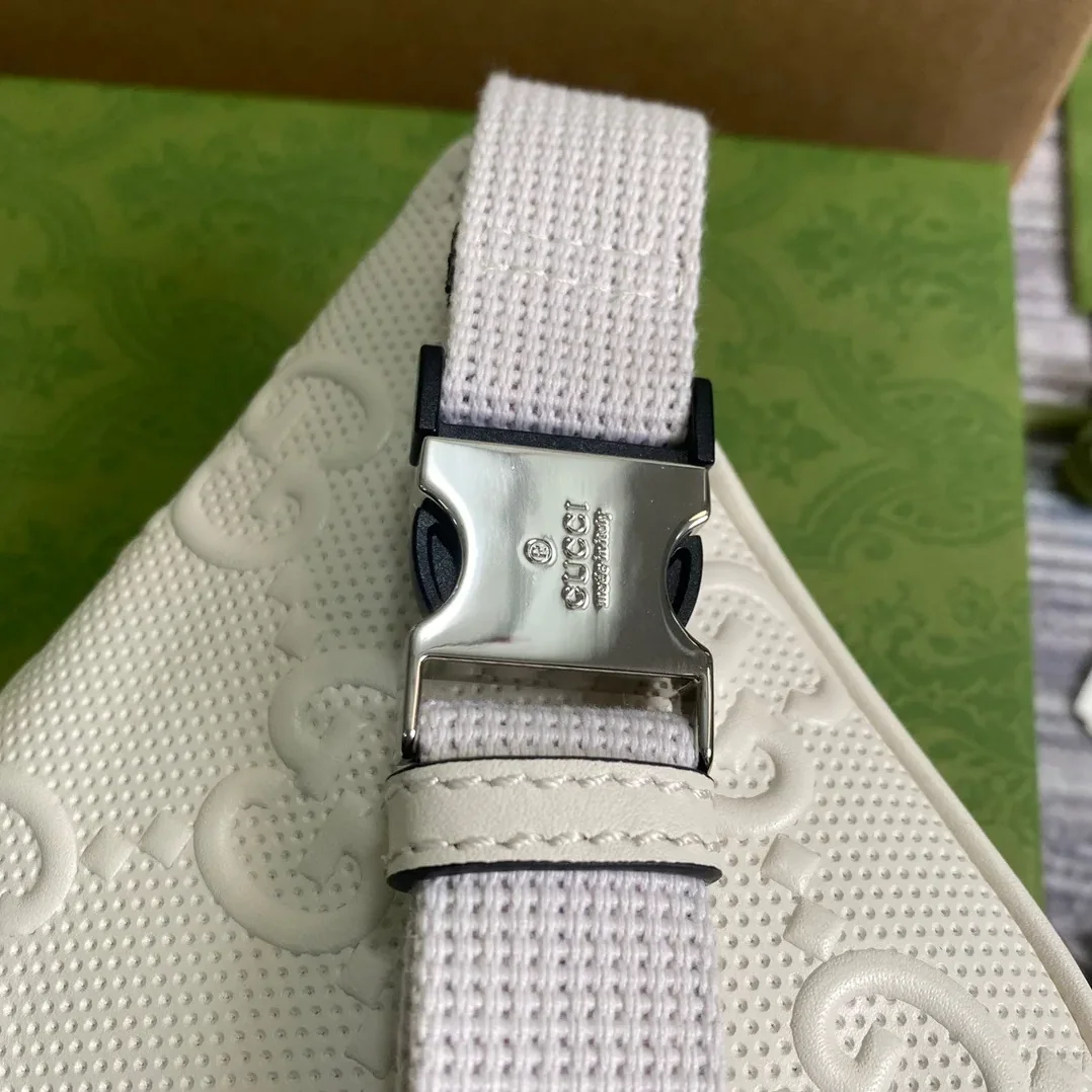 Gucci GG Embossed Belt Bag White GG Embossed / Gucci GG Embossed Belt Bag White GG Embossed /