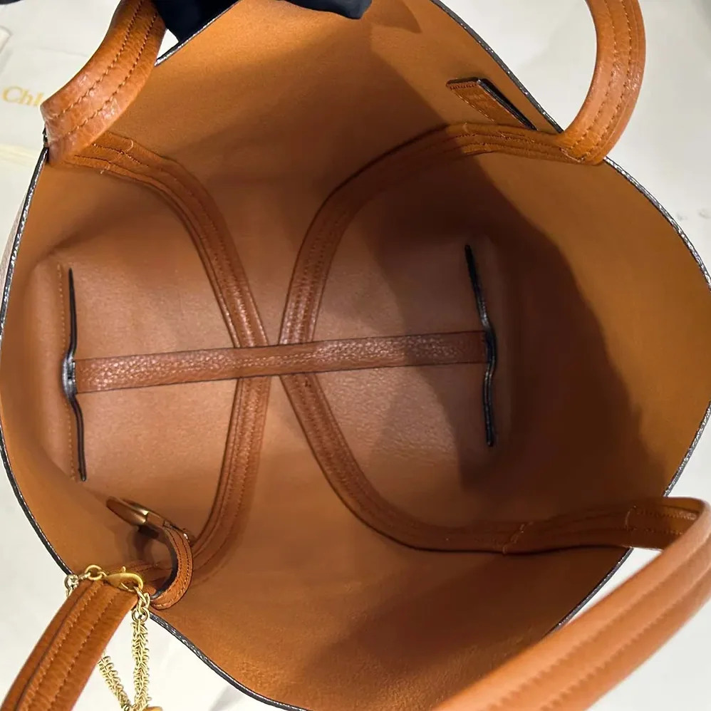 Chloe Chloé Spin Tote Bag in Grained Leather for Women in Brown Chloe Chloé Spin Tote Bag in Grained Leather for Women in Brown