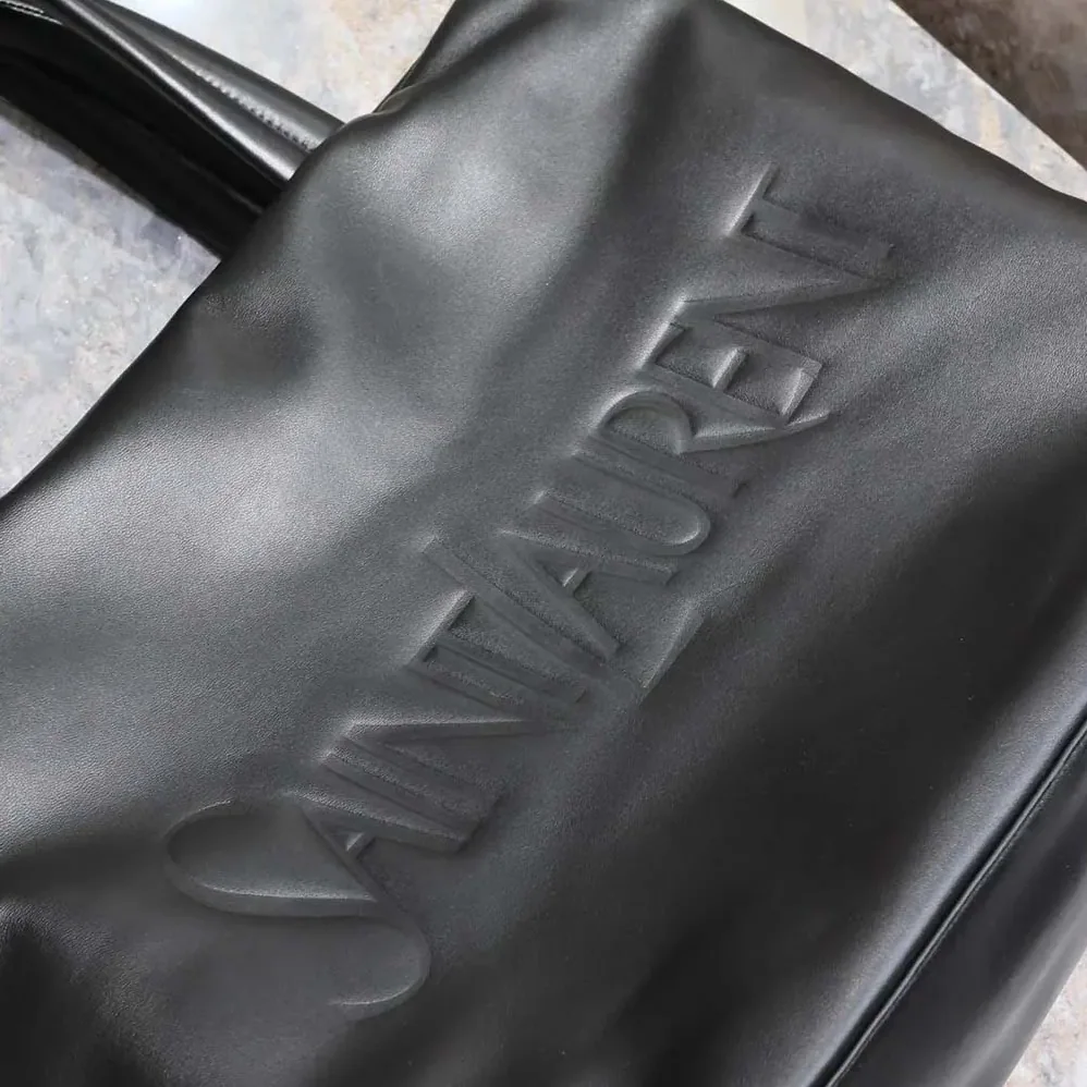 Saint Laurent YSL Saint Laurent Tote in Nappa Lambskin for Unisex in Black Saint Laurent YSL Saint Laurent Tote in Nappa Lambskin for Unisex in Black