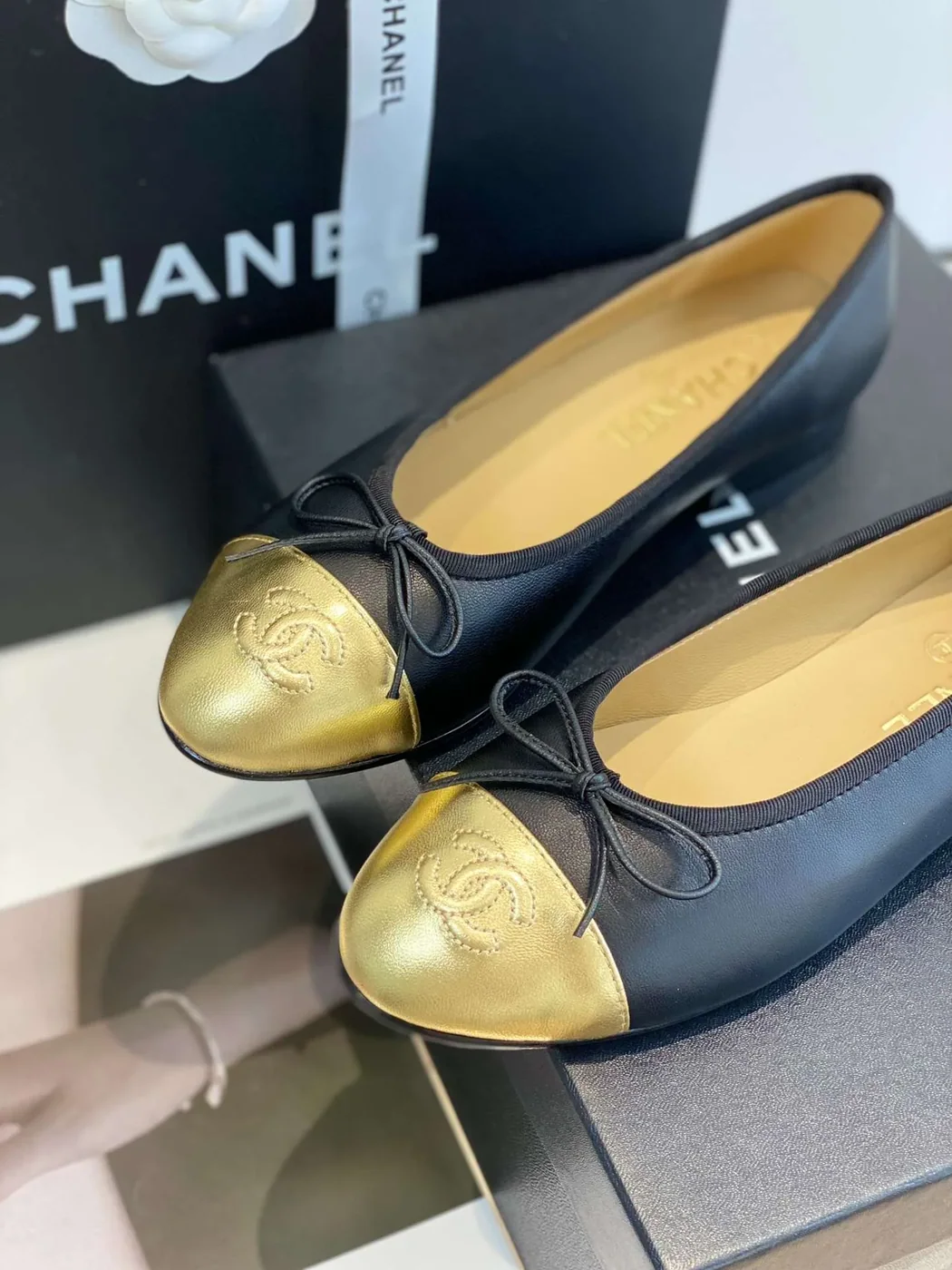 Chanel Ballet Flats Black in Gold Chanel Ballet Flats Black in Gold