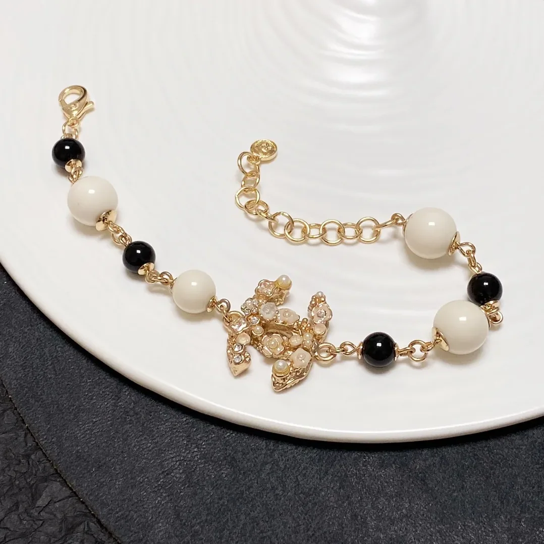 Chanel Pearl Bracelet Gold Chanel Pearl Bracelet Gold