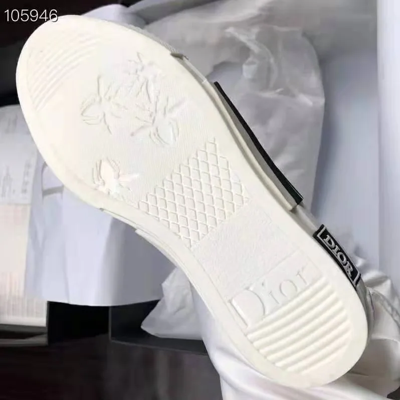 Dior B23 High-Top Dior Oblique Sneaker for Unisex in White Dior B23 High-Top Dior Oblique Sneaker for Unisex in White