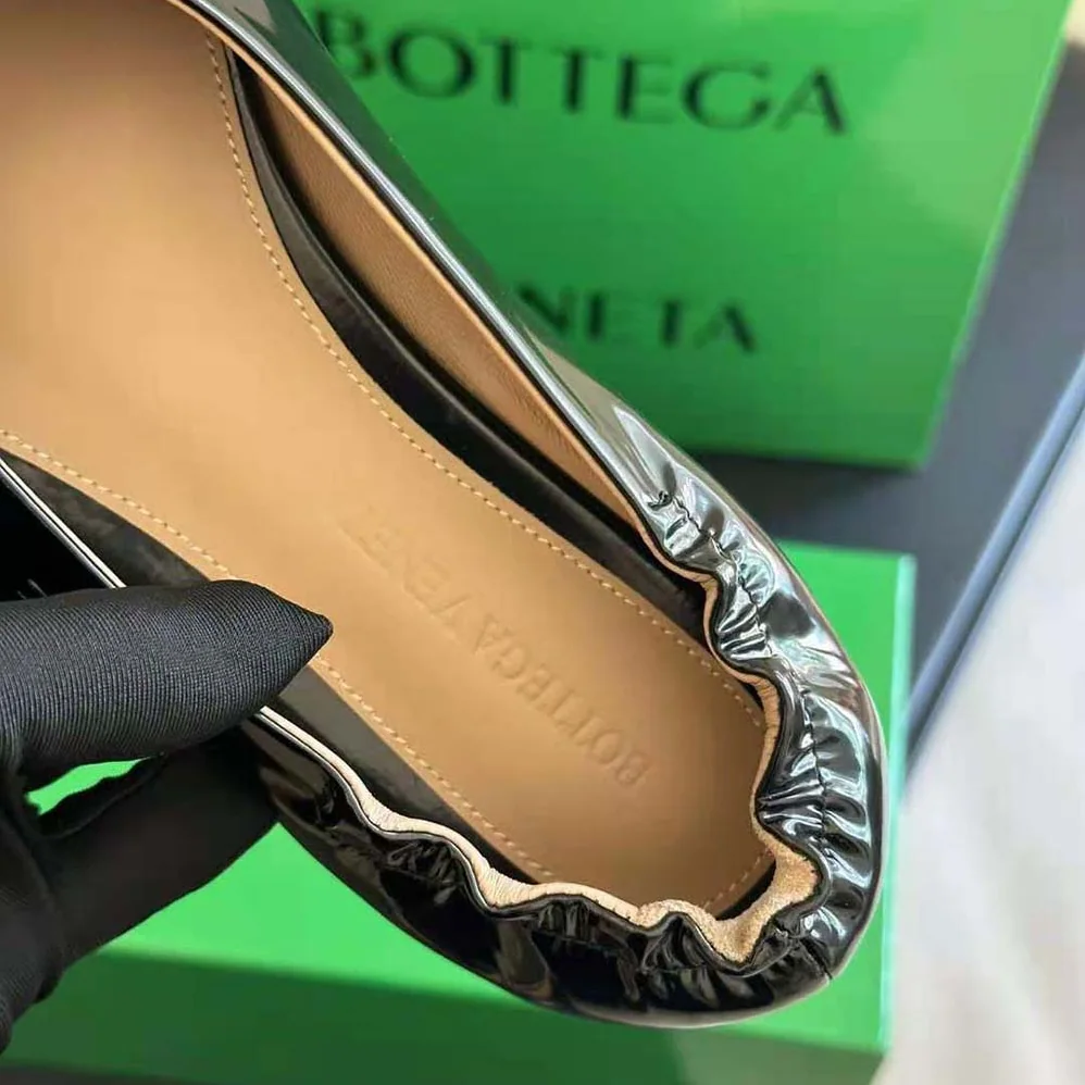 Bottega Veneta Atomic Ballerina Flat for Women in Black