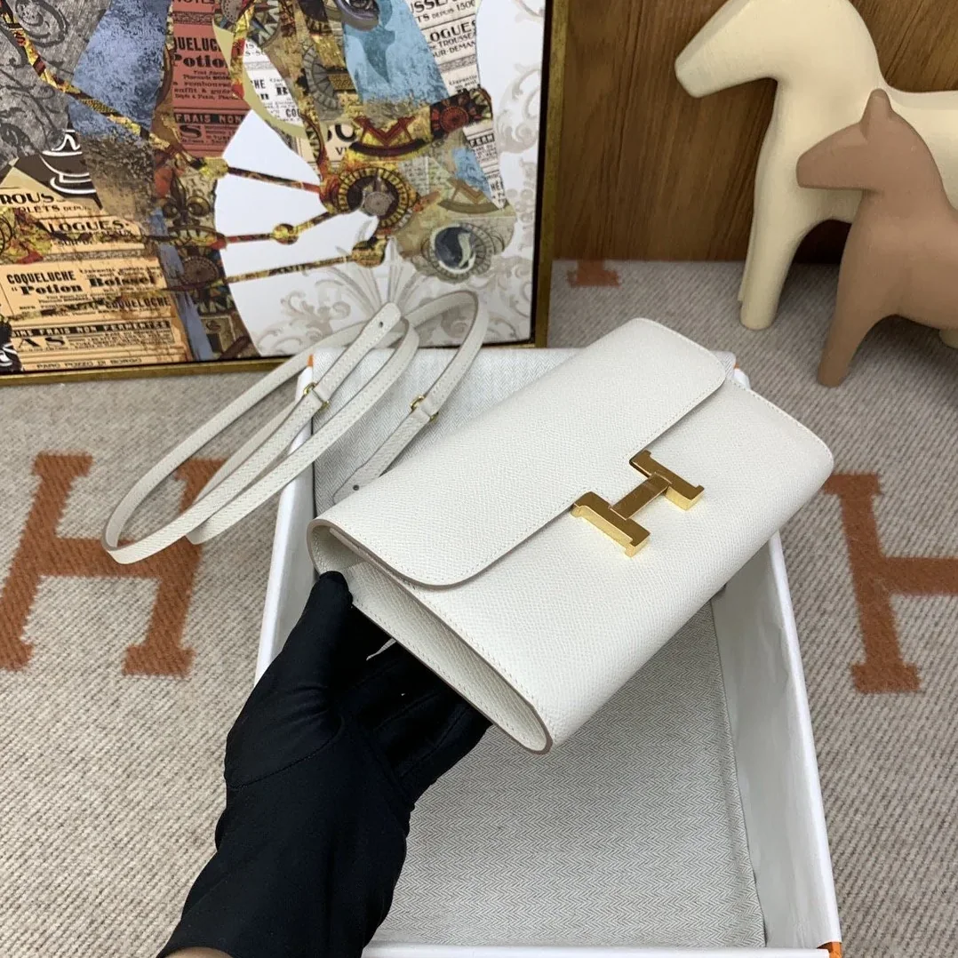 Hermes Constance Long Togo Wallet White, Gold Toned Hardware Bag