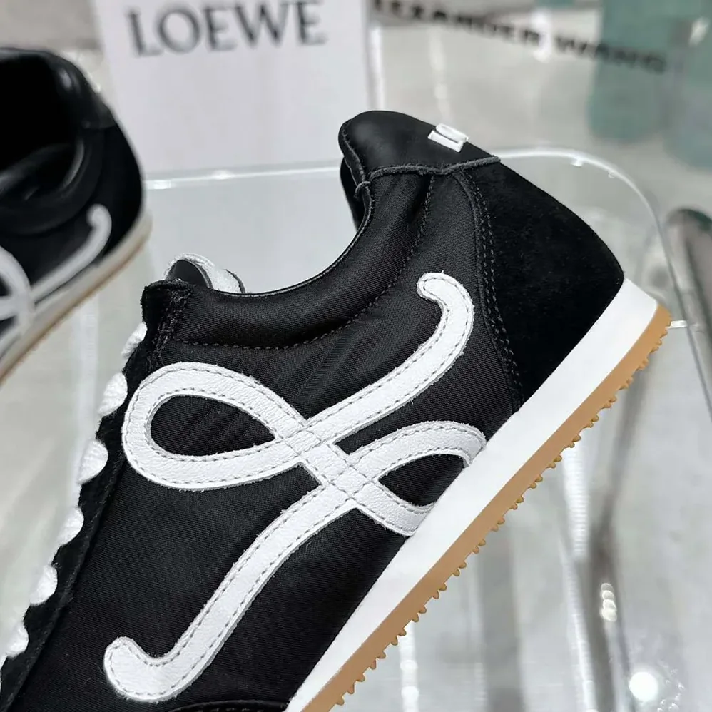 Loewe Ballet Runner 2.0 in Nylon and Calfskin for Unisex in Black Loewe Ballet Runner 2.0 in Nylon and Calfskin for Unisex in Black