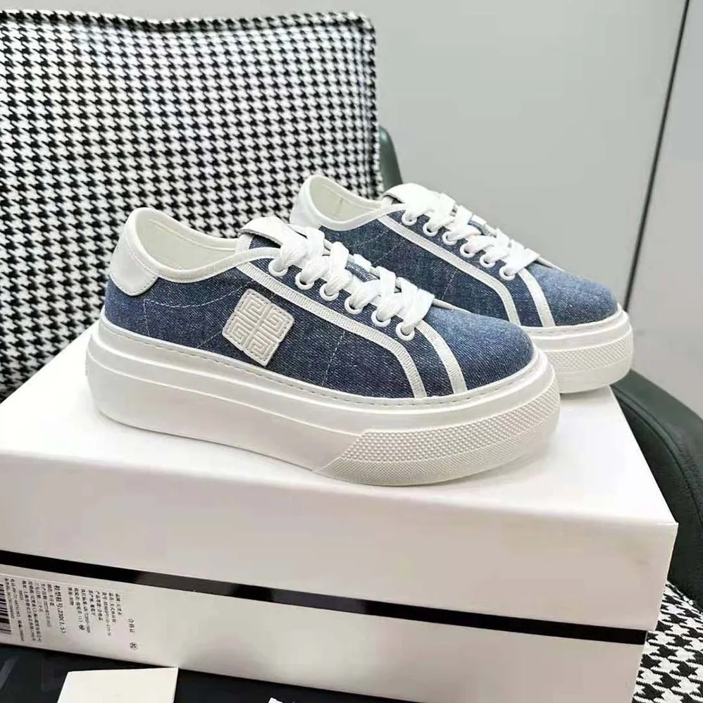 Givenchy City Platform Sneakers in Denim for Women in Blue