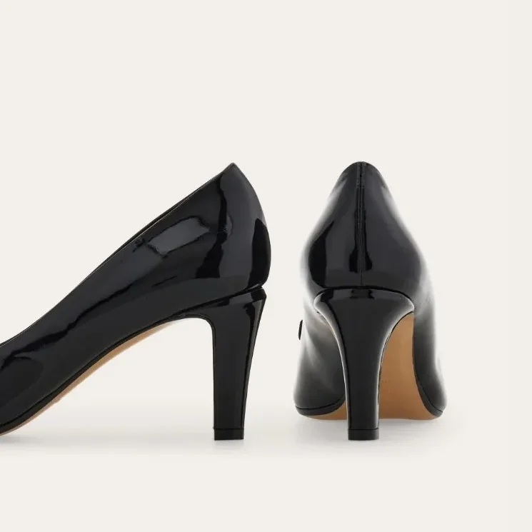 Ferragamo Vara Bow Pump Black 01L218