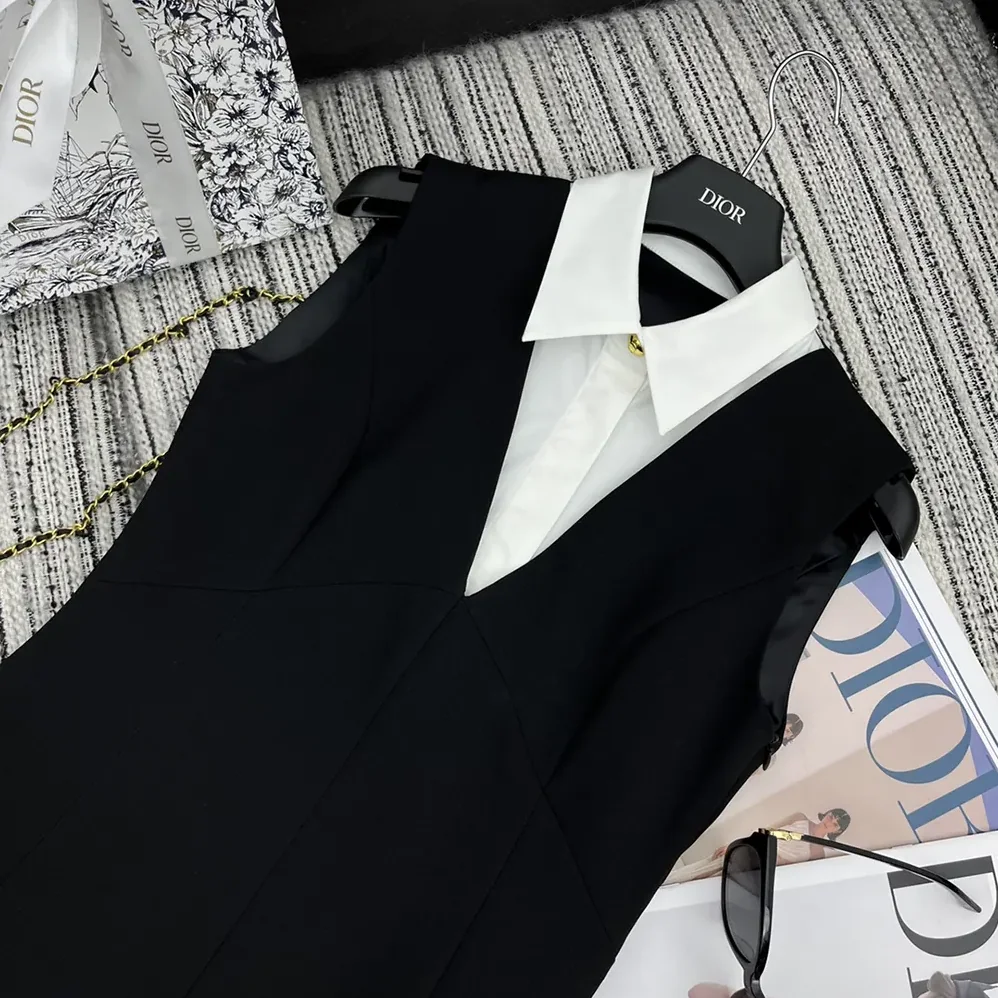 Dior Dress with Spread Collar Black Double-Sided Virgin Wool Crepe and White Cotton Poplin for Women Dior Dress with Spread Collar Black Double-Sided Virgin Wool Crepe and White Cotton Poplin for Women