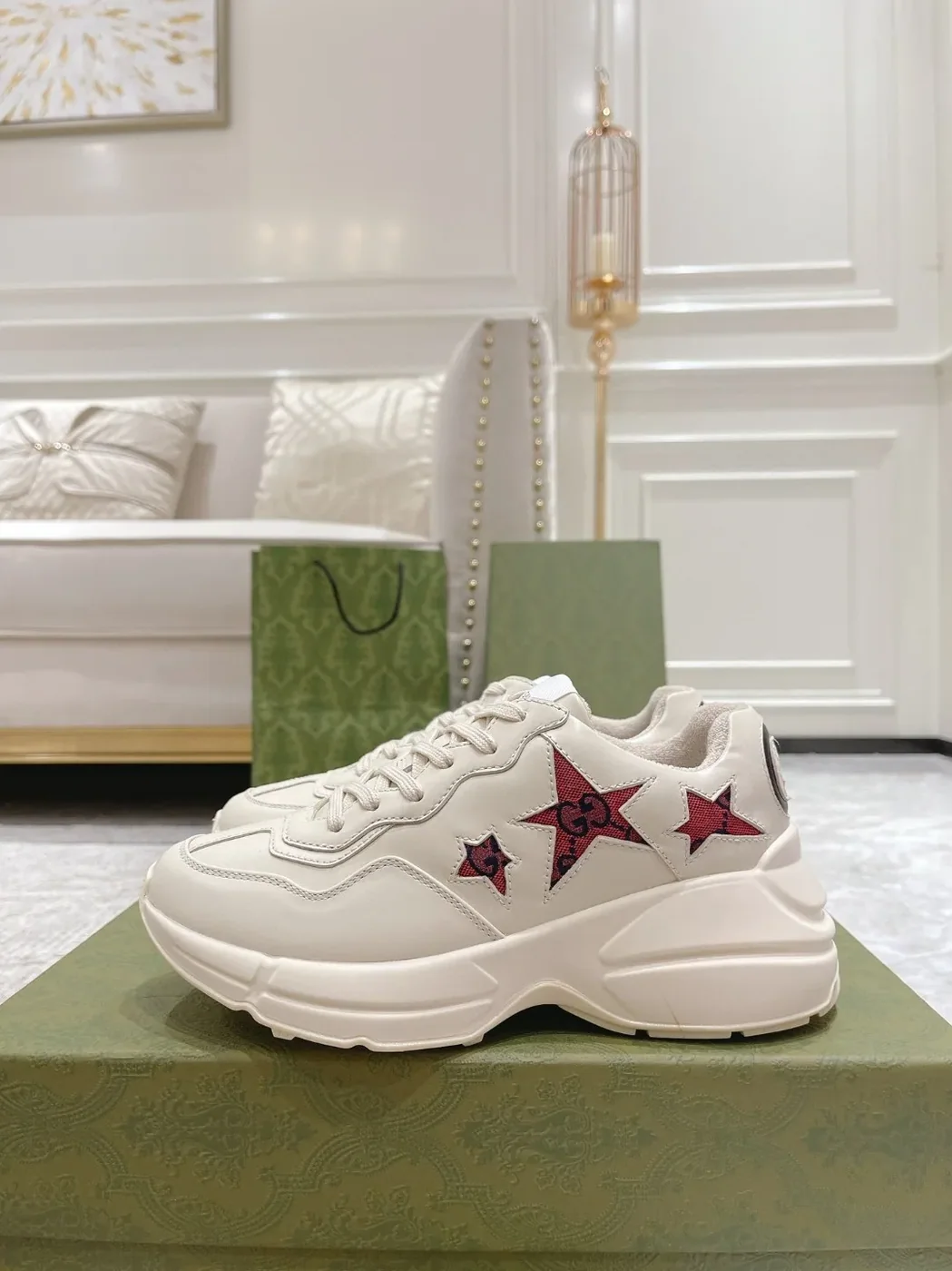 Gucci Rhyton Sneaker With Stars White