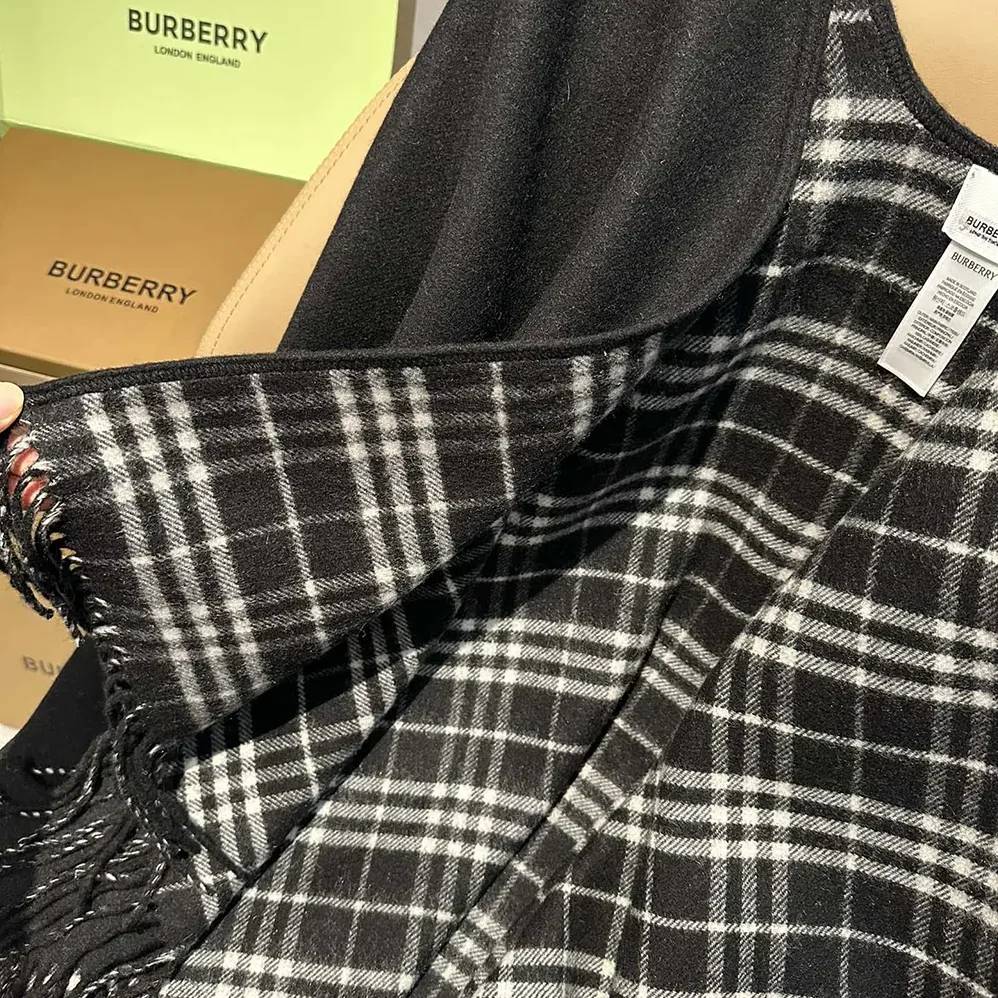 Burberry Reversible Check Wool Cape for Women in Black Burberry Reversible Check Wool Cape for Women in Black
