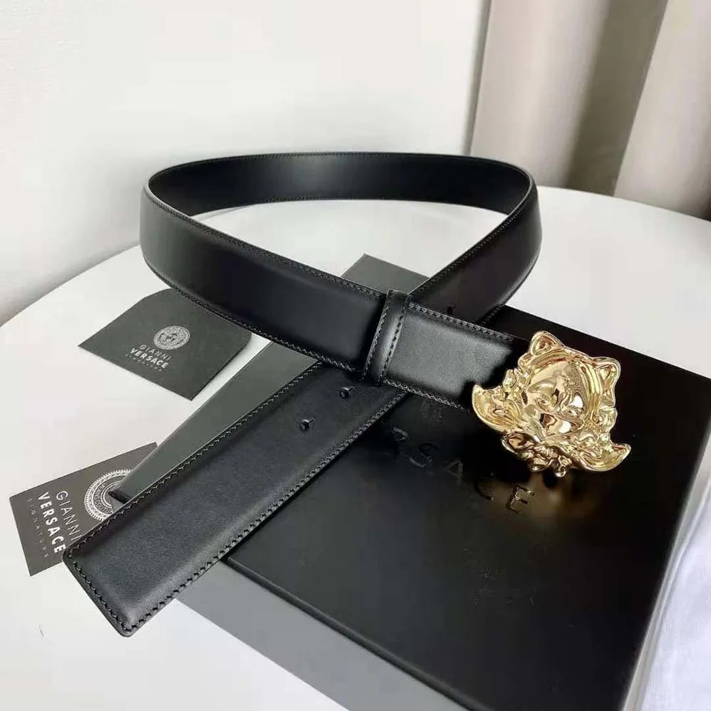 Versace La Medusa Leather Belt for Unisex in Black
