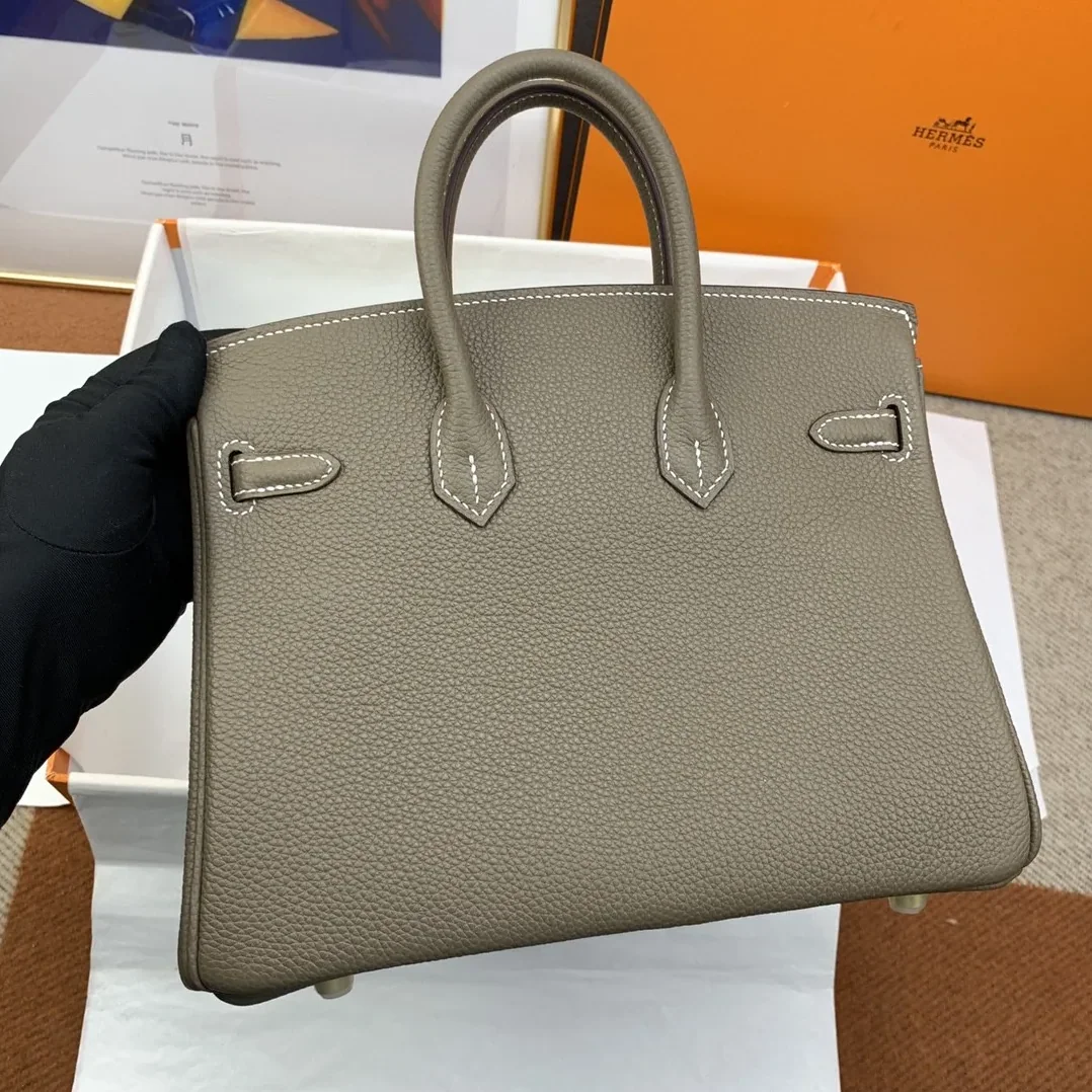 Hermes Birkin Top Handle Bag / Nata Swift Brown Gold Hardware