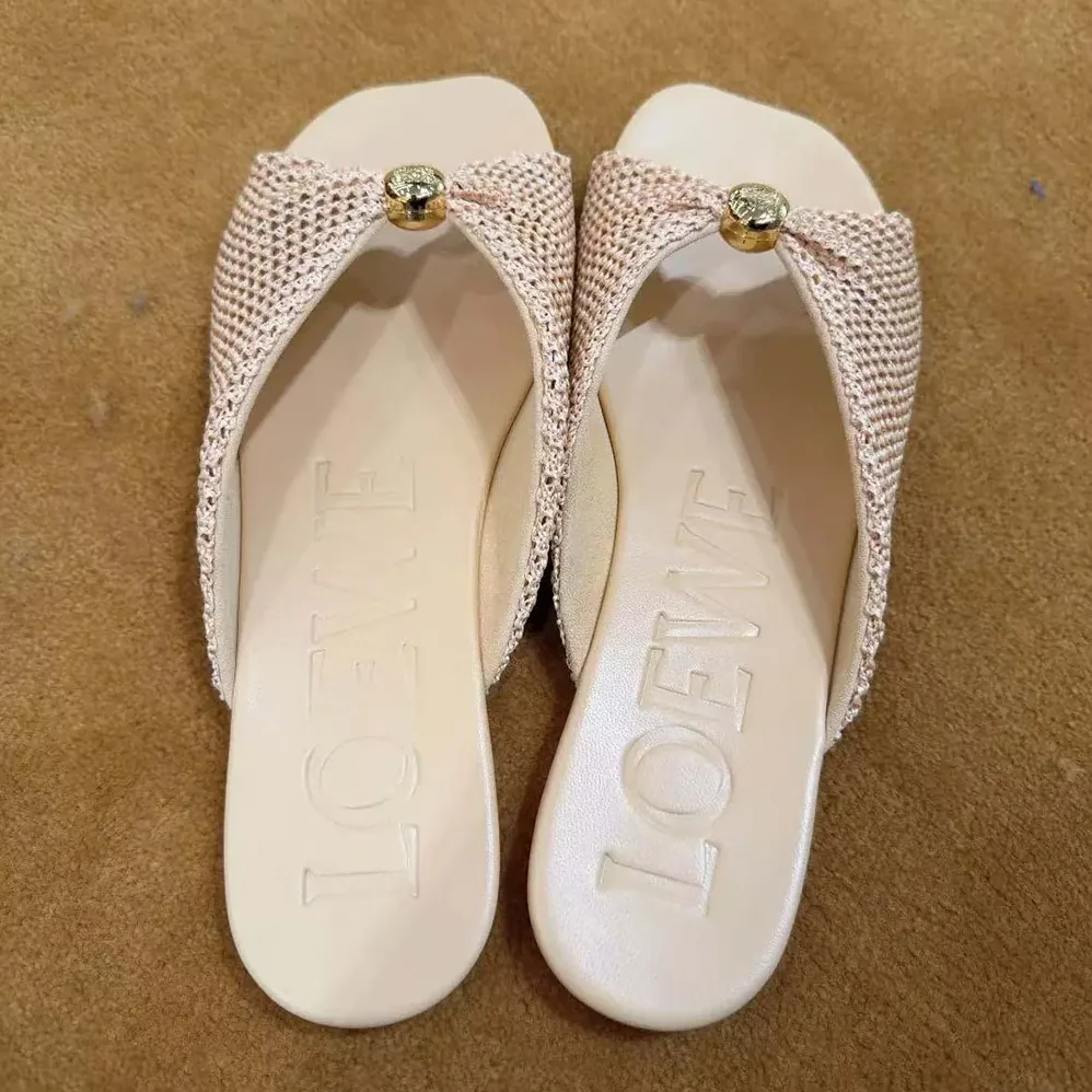 Loewe Pebble Soft Slide in Raffia for Women in effect Fabric